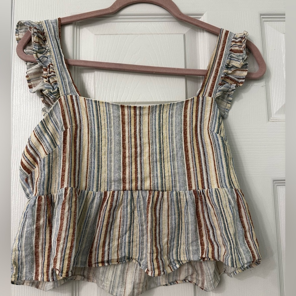 Cute stripped crop top blouse. Size large.